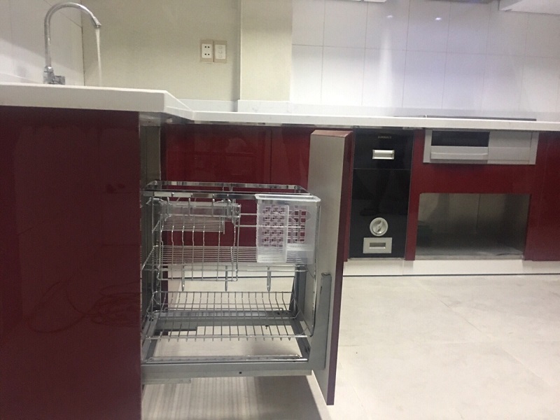 thung-tu-bep-inox-canh-acrylic-bong-guong-6